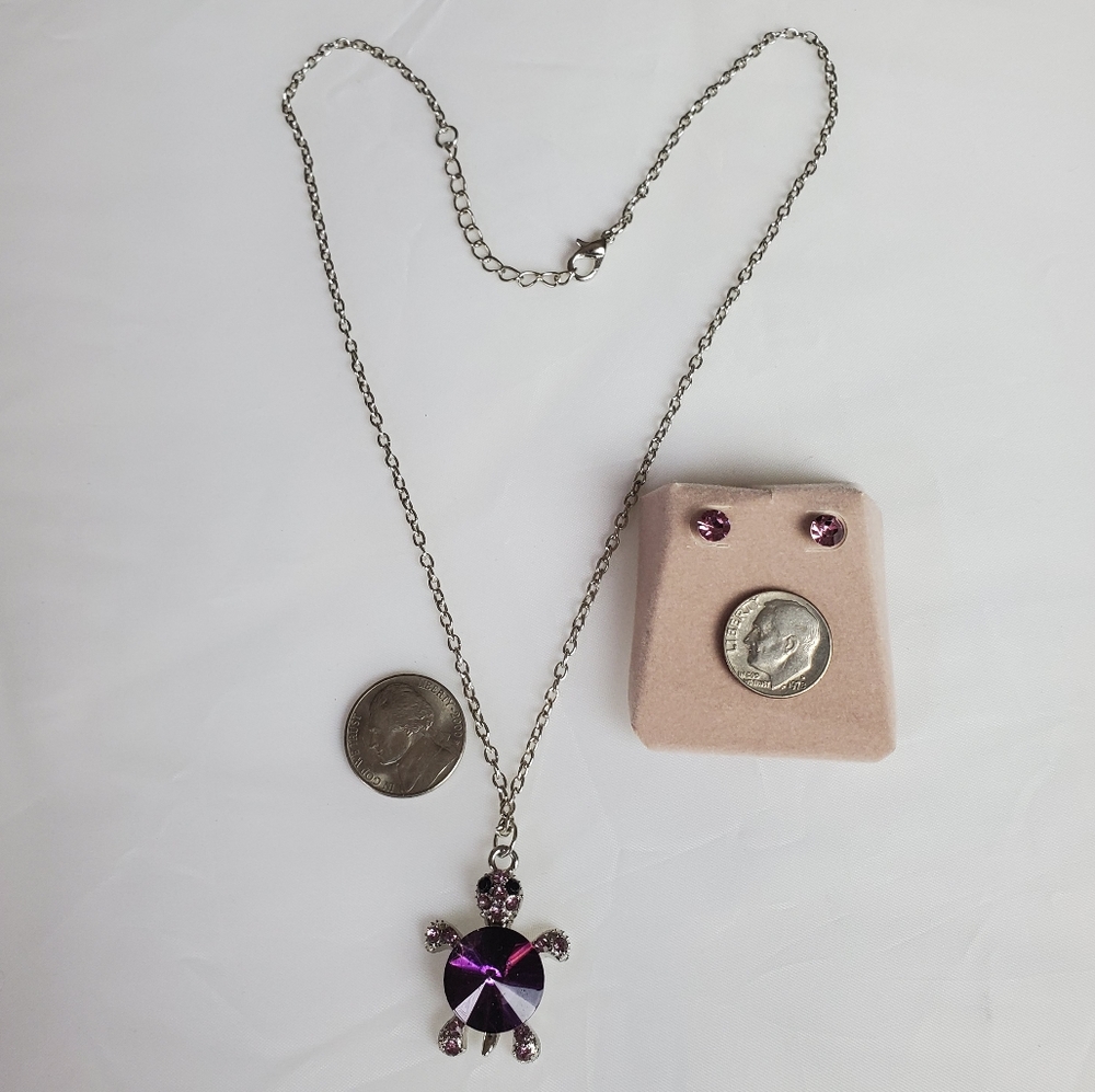 Purple Turtle necklace & Stud earrings Purple - Picture 2 of 8